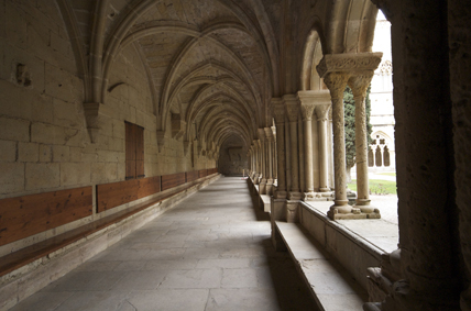 Panda sur del claustro de Poblet